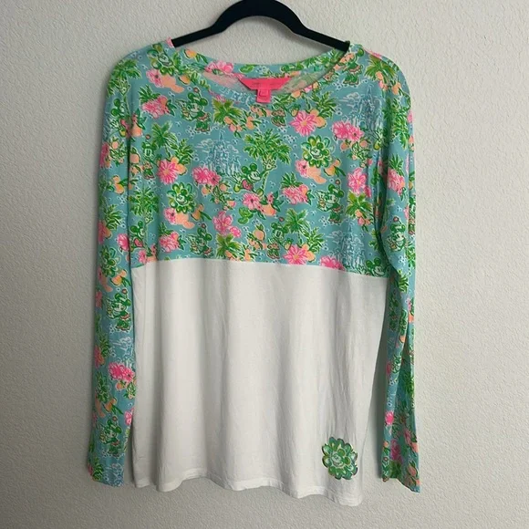 New! DISNEY X LILLY PULITZER long sleeve top M - Picture 2 of 8